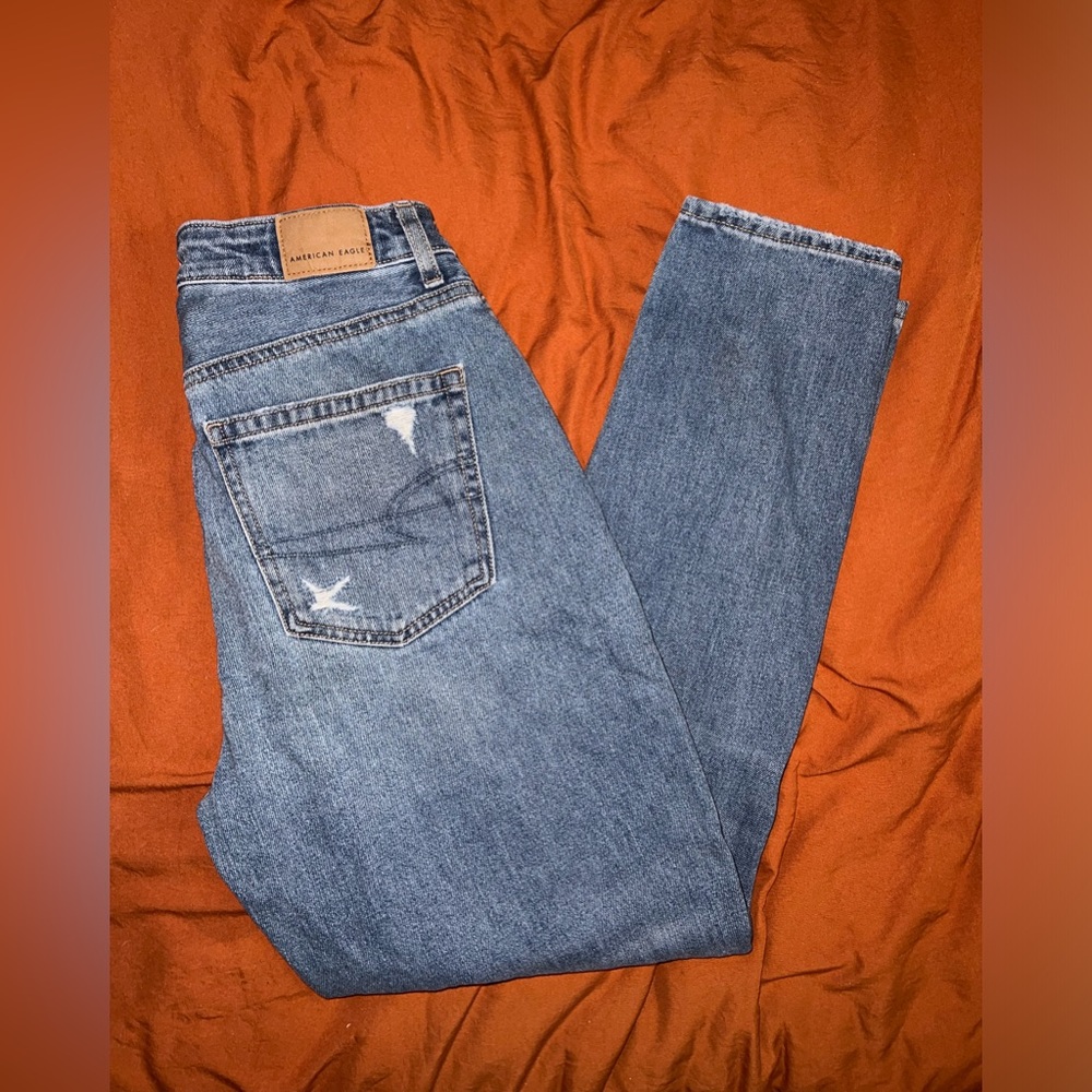 AE Mom Jeans!